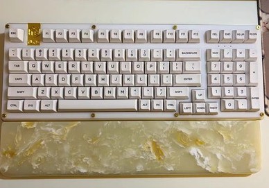 凉城手作幻彩树脂机械键盘手托舒适掌托个性定制创意腕托包邮